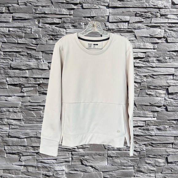 5.11 Women's Fleece Lined Pullover Crew Neck Kangaroo Pocket Cream Size Large - Picture 12 of 13